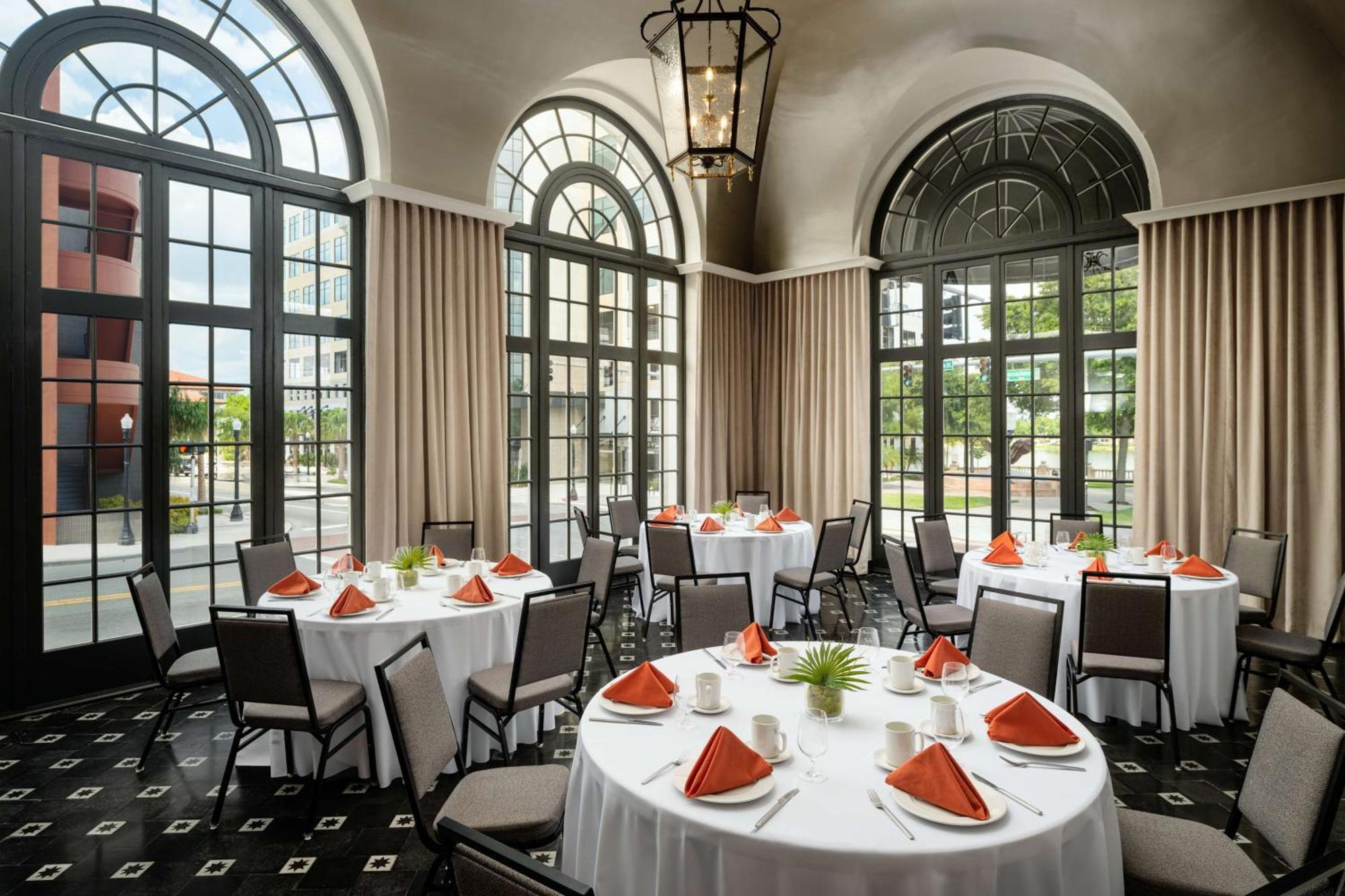 The Terrace Hotel Lakeland, Tapestry Collection By Hilton Екстер'єр фото